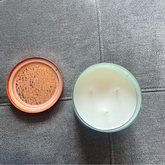 Bath & Body Works autumn adventure 3-wick candle - Picture 3 of 4